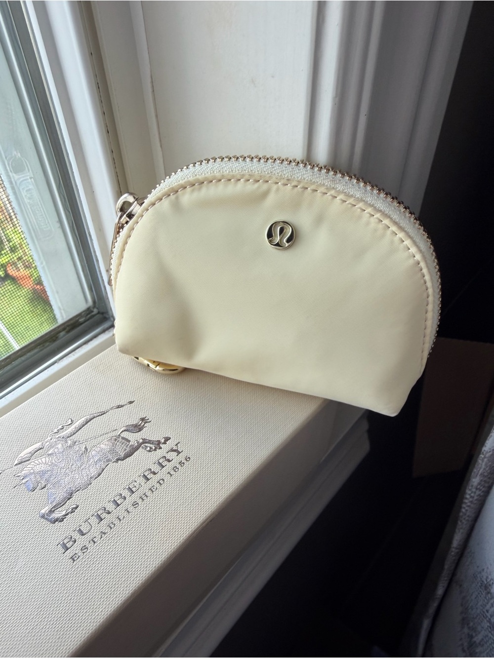 Lululemon athletica Cream Small Zip Pouch new